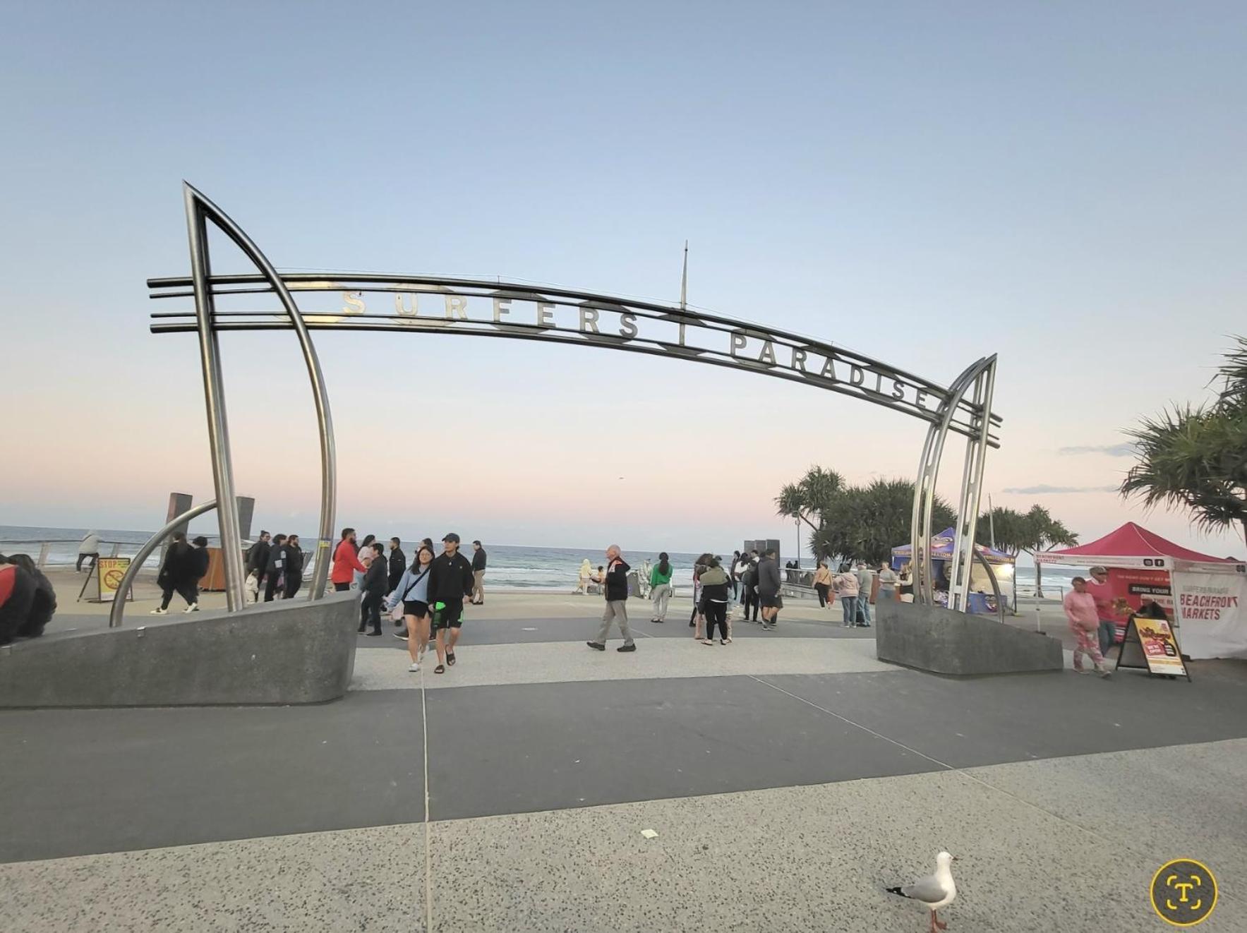 Beachside Apartment In The Heart Of Surfers Paradise - Free Parking Gold Coast Exteriér fotografie